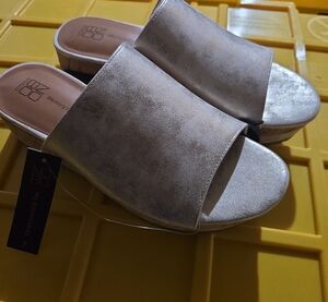 New Women's cork wedge nobo Platform Sandals Metallic size 7 open toe
